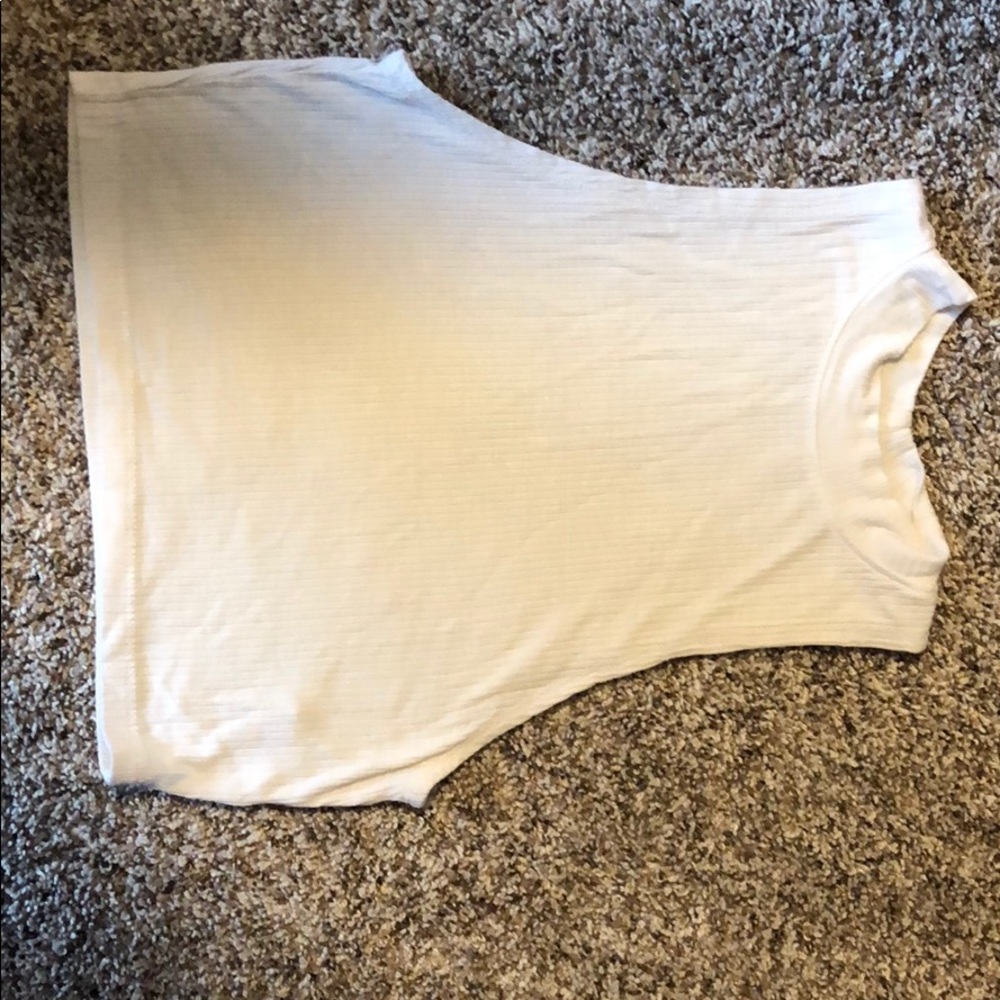 BP white crop top